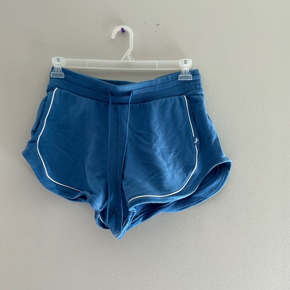 JoyLab Blue Retro Runner Shorts Women’s Medium Athletic Lounge Piped Trim